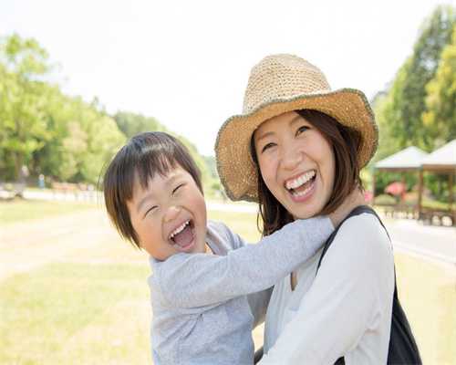 试管代怀费用解析与助孕方案选择